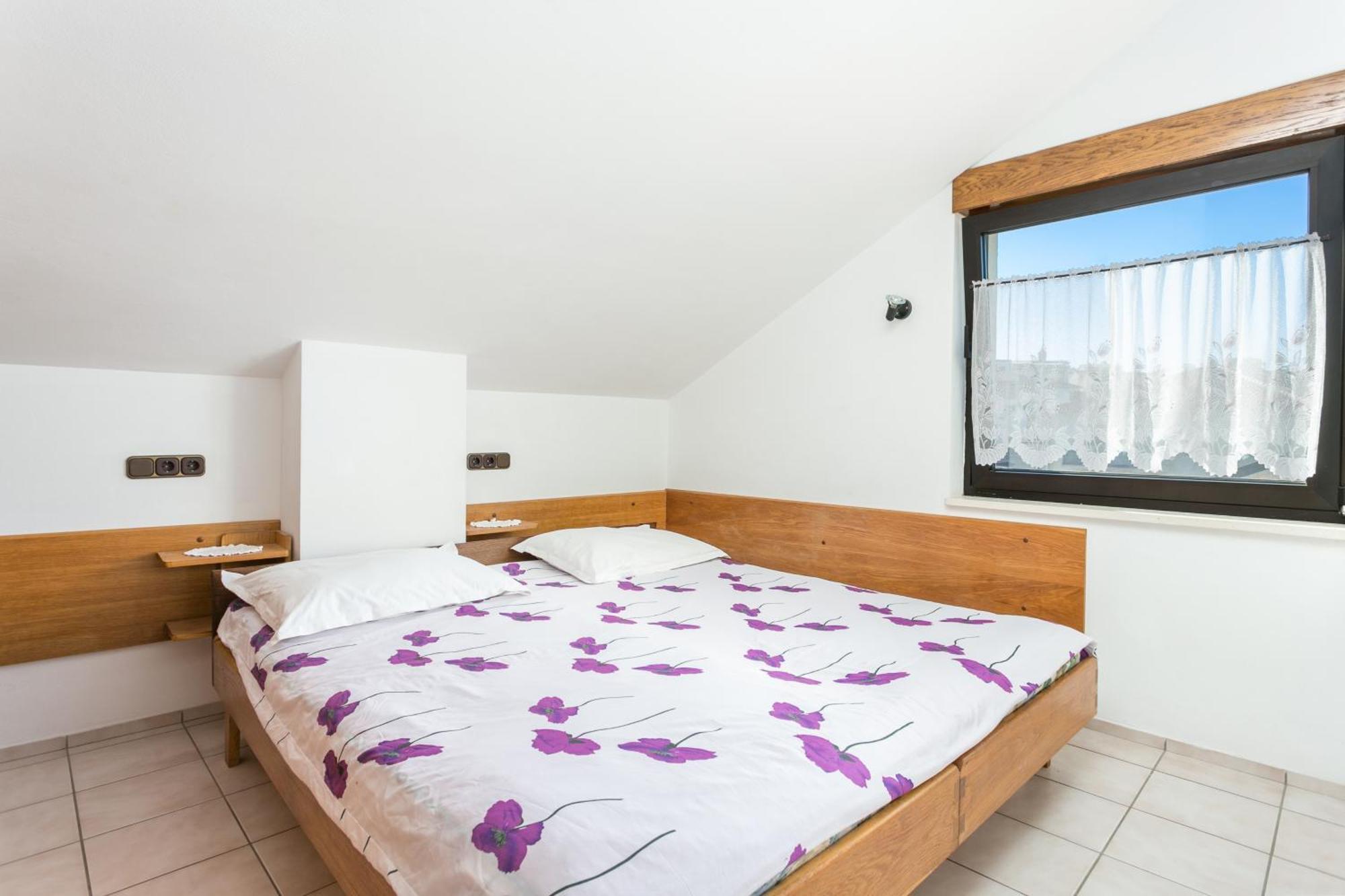 Seaside Apartments With A Swimming Pool Okrug Gornji, Ciovo - 11374 Trogir Exterior foto