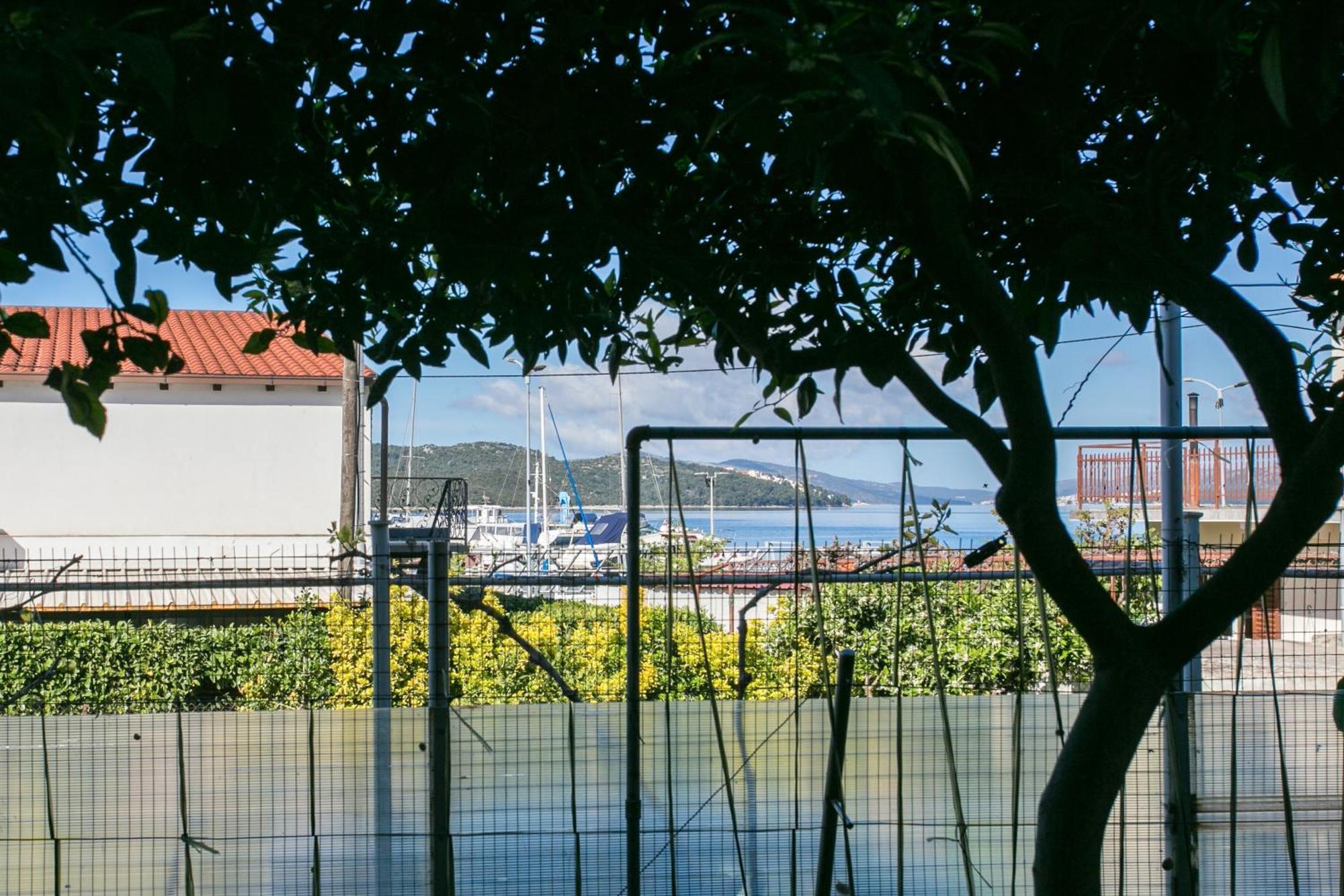 Seaside Apartments With A Swimming Pool Okrug Gornji, Ciovo - 11374 Trogir Exterior foto